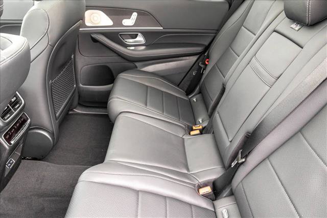 New 2026 Mercedes-Benz GLS 450 4MATIC image 23