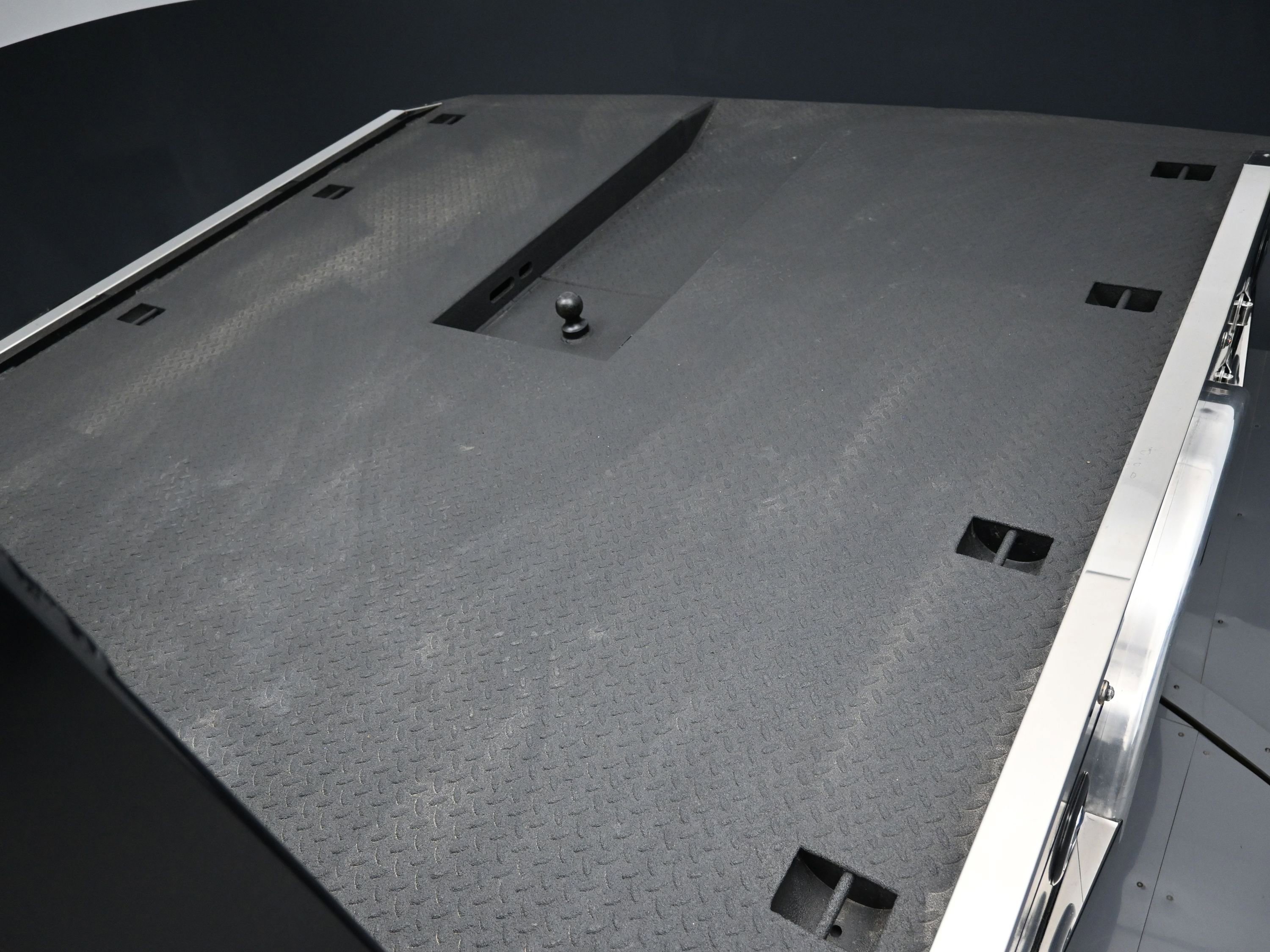 Used 2024 GMC Sierra 3500 SLT w/ SLT Convenience Package image 46