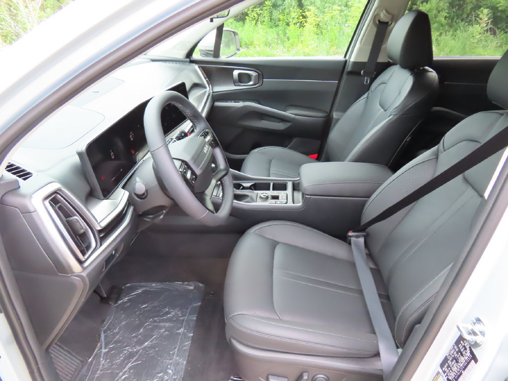 New 2026 Kia Sorento S AWD/4WD image 19