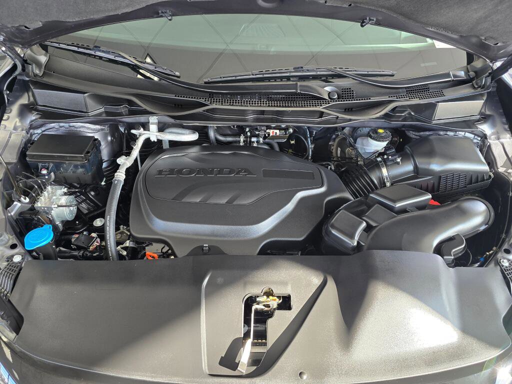 Used 2025 Honda Odyssey Touring image 10