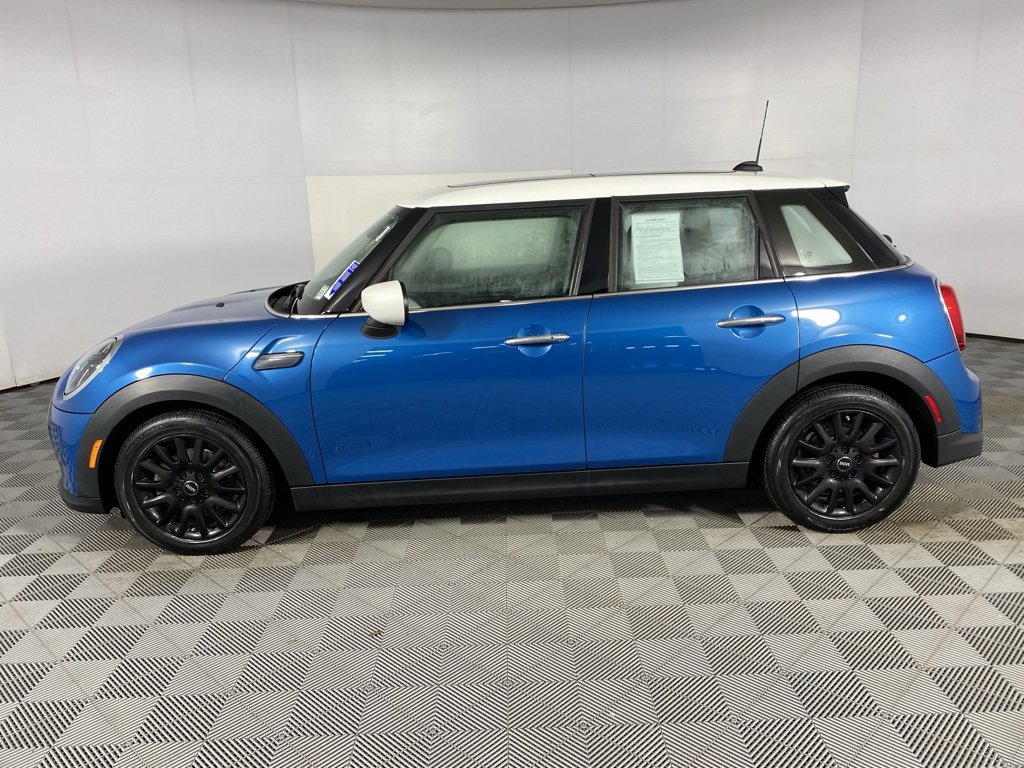 Certified 2023 MINI Cooper 4-Door Hardtop image 5