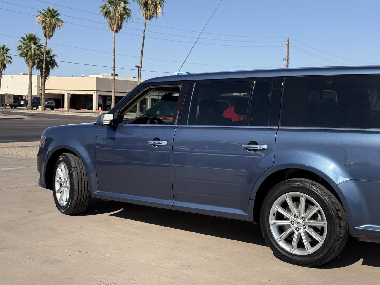 Used 2018 Ford Flex Limited FWD image 12