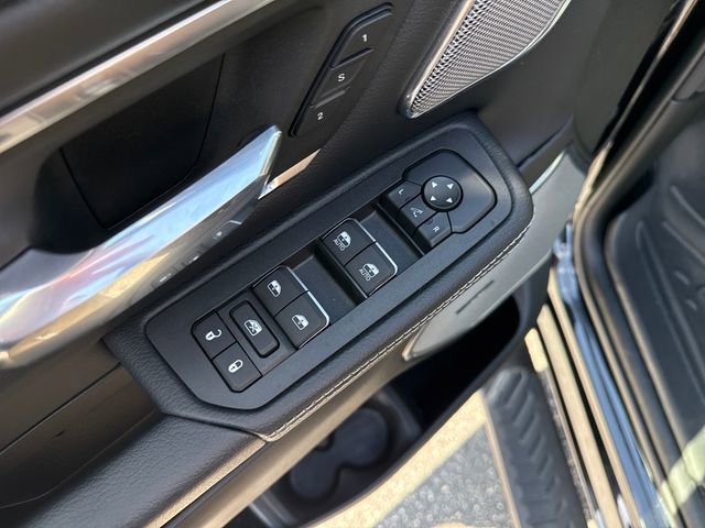 Used 2026 RAM 1500 Laramie AWD/4WD image 14