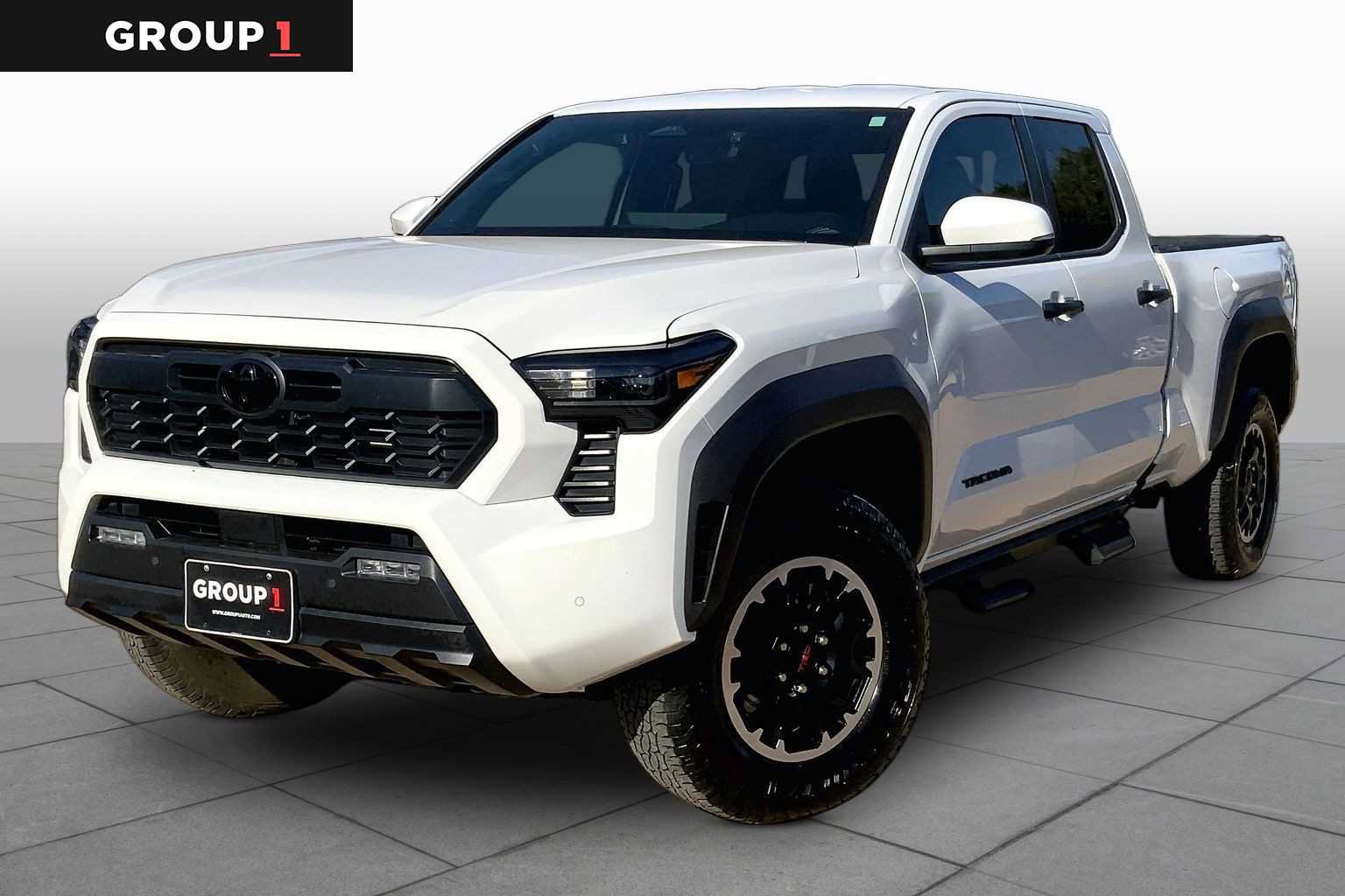 Used 2025 Toyota Tacoma TRD Off-Road w/ TRD Off Road Upgrade Package AWD/4WD video 1