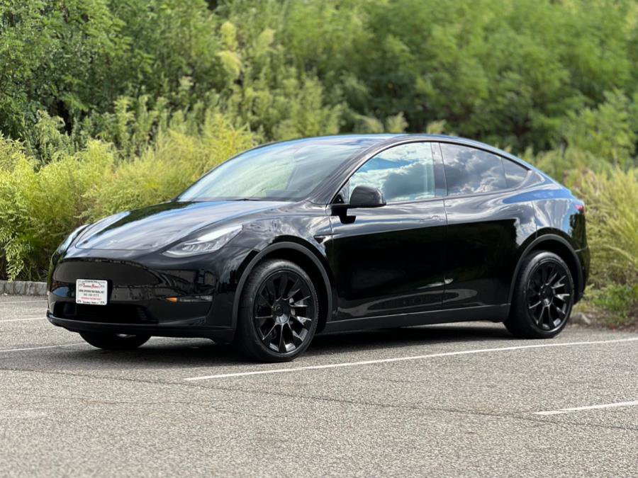 Used 2022 Tesla Model Y Long Range image 5