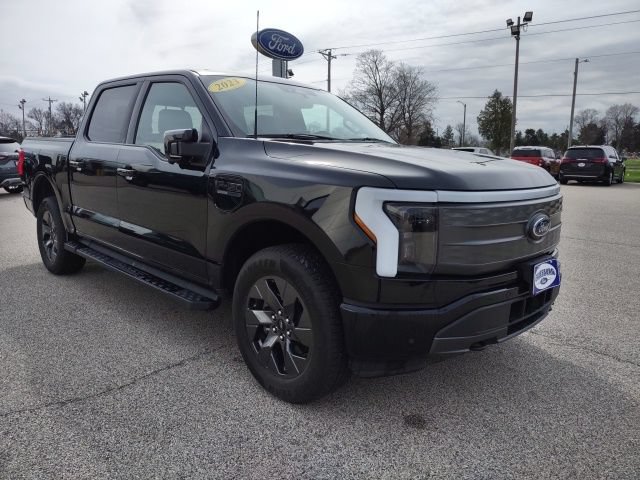 Used 2023 Ford F150 Lightning Lariat AWD/4WD image 8