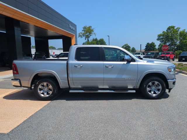 Used 2022 RAM 1500 Laramie AWD/4WD image 3