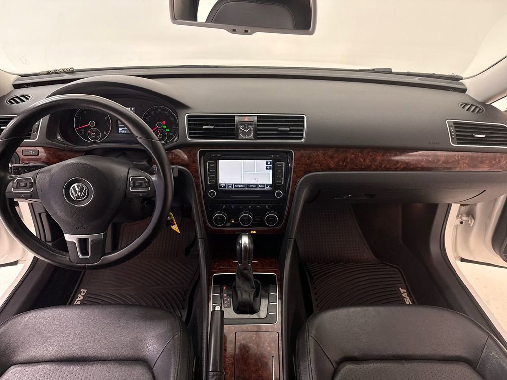 Used 2012 Volkswagen Passat 2.5 SEL image 13