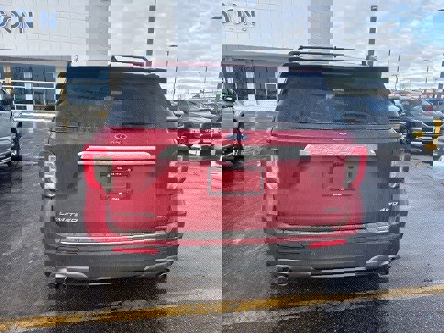 Used 2022 Ford Explorer Limited w/ Equipment Group 301A image 6