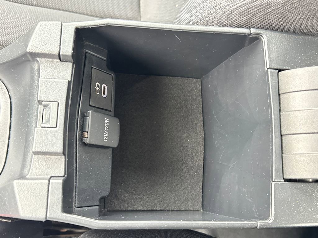 Used 2023 Toyota Corolla LE image 25