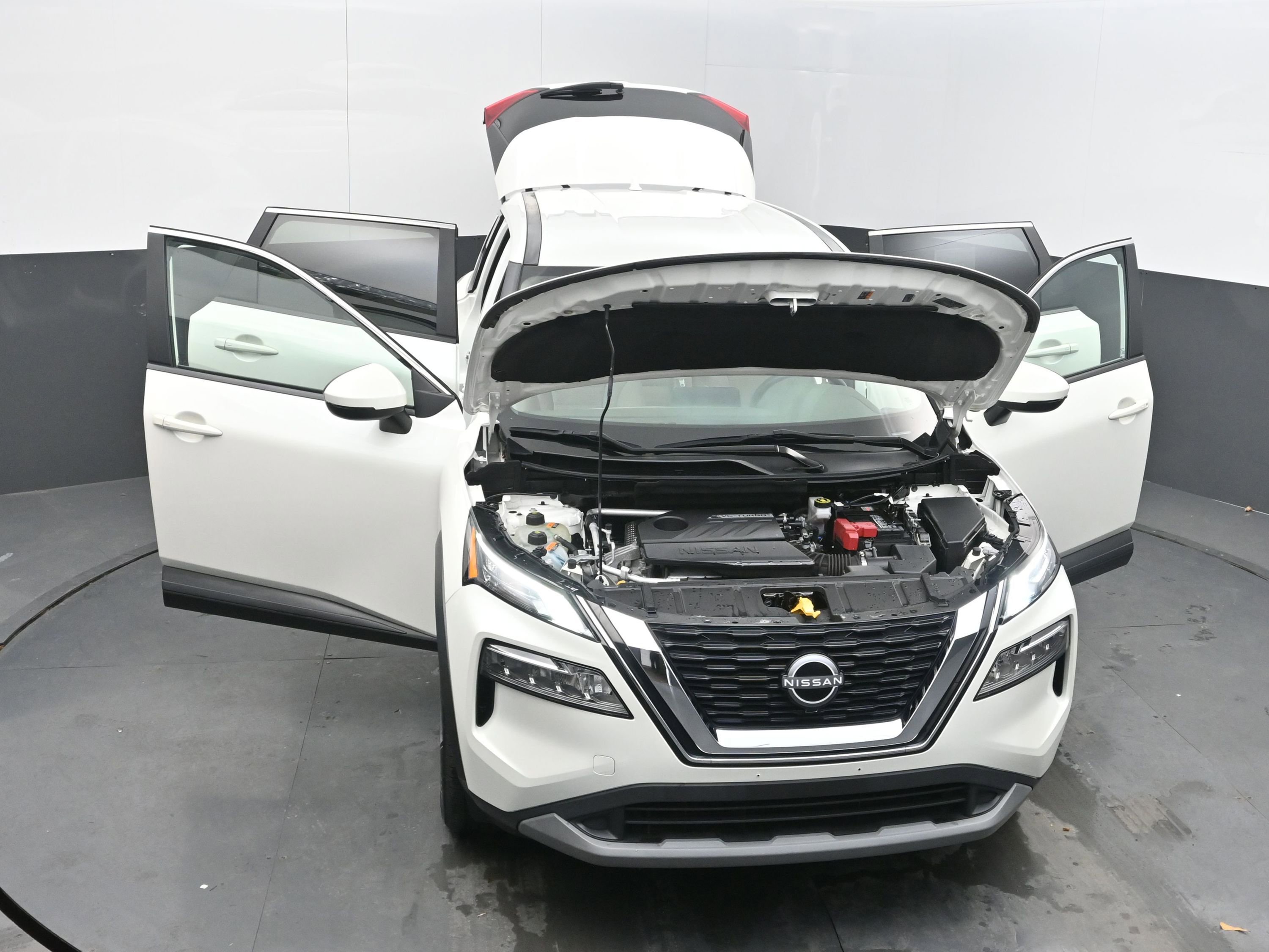 Certified 2023 Nissan Rogue SV image 38