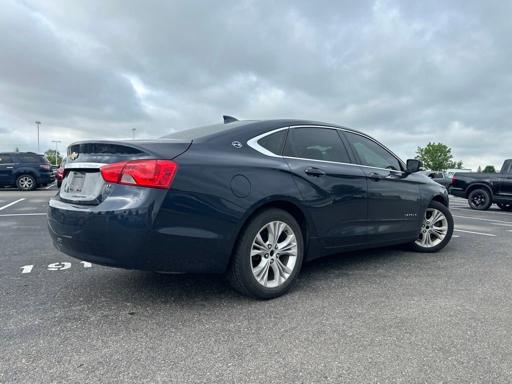 Used 2015 Chevrolet Impala LT FWD image 12