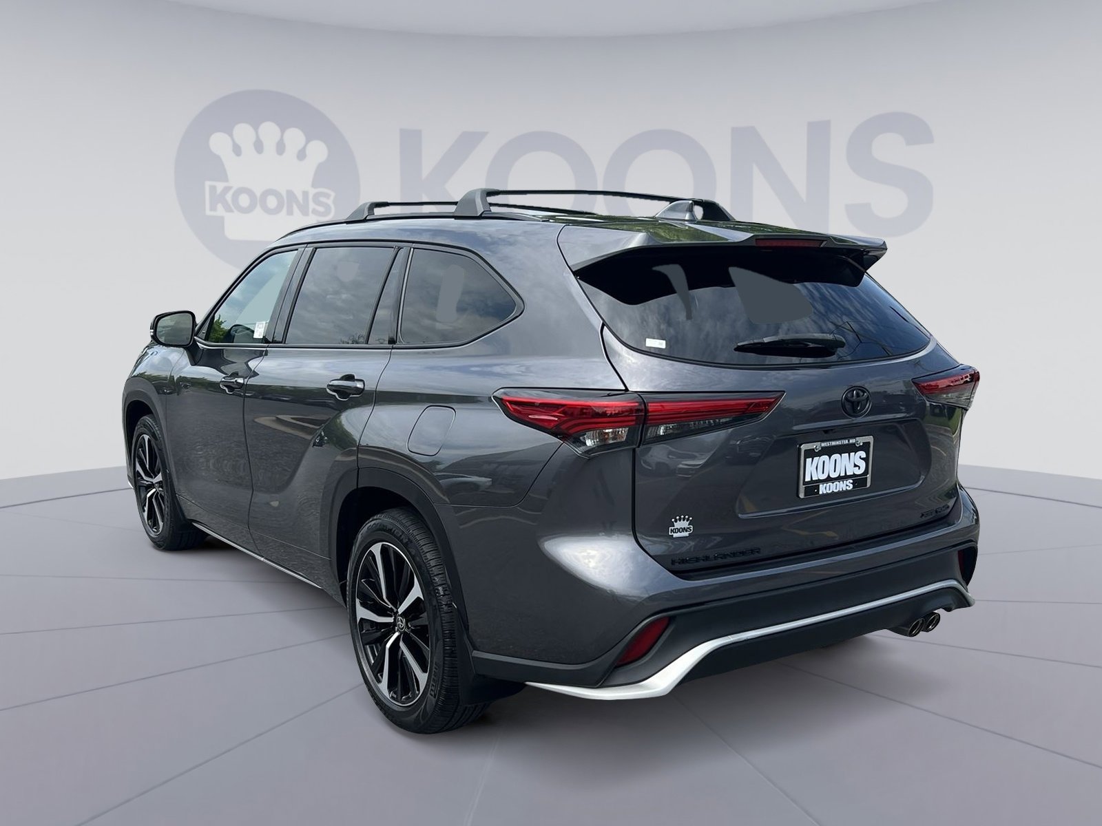 Used 2022 Toyota Highlander XSE AWD/4WD image 14