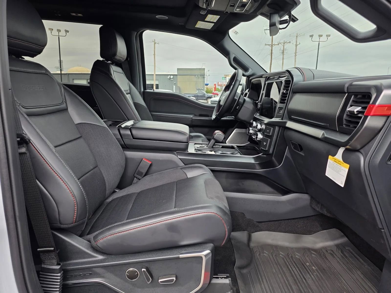 Used 2025 Ford F150 Raptor image 17