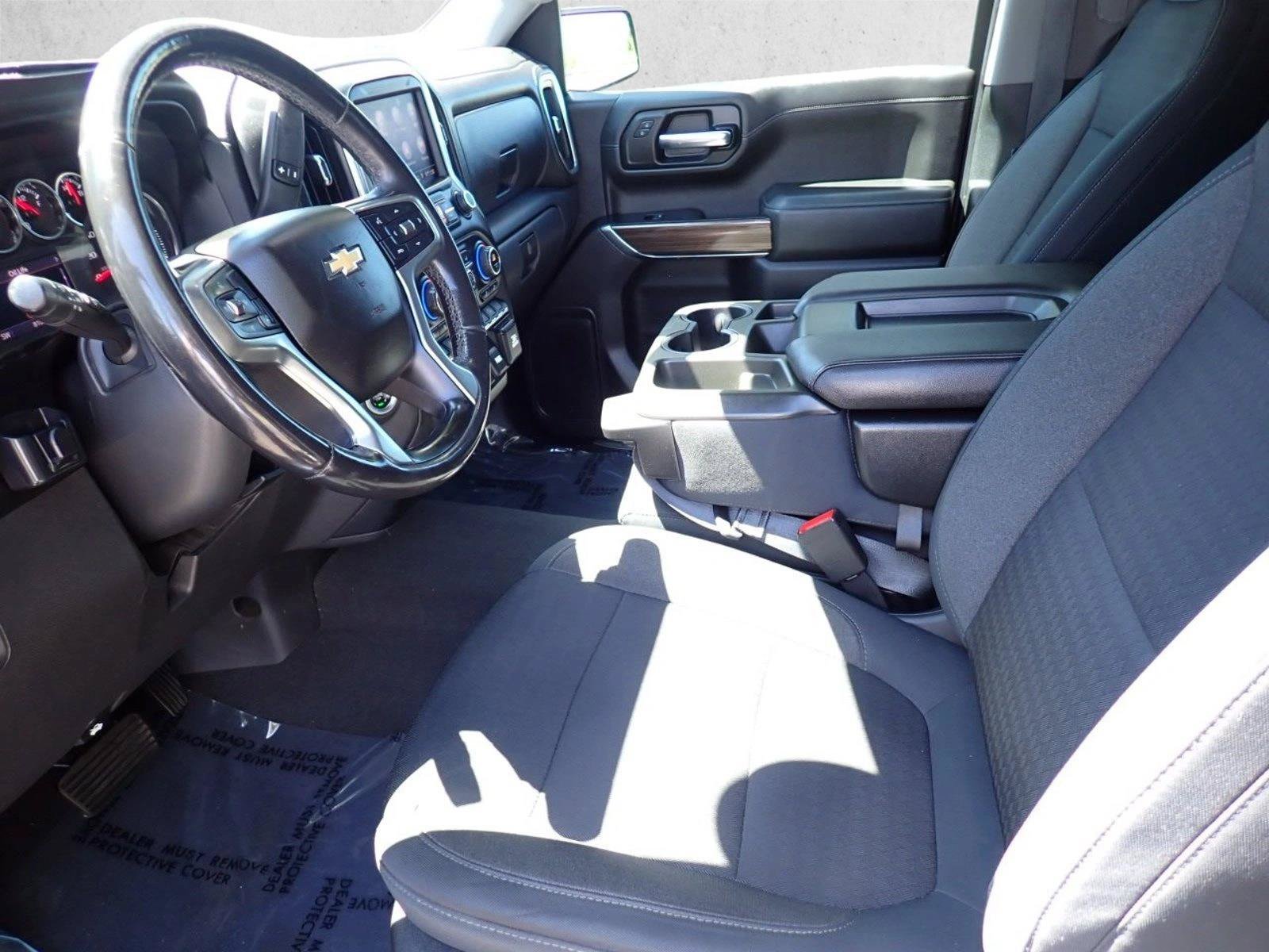 Used 2019 Chevrolet Silverado 1500 LT w/ Texas Edition AWD/4WD image 11