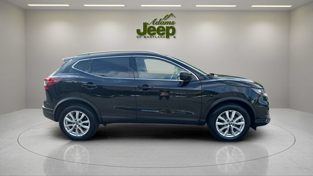 Used 2022 Nissan Rogue Sport SV AWD/4WD image 4