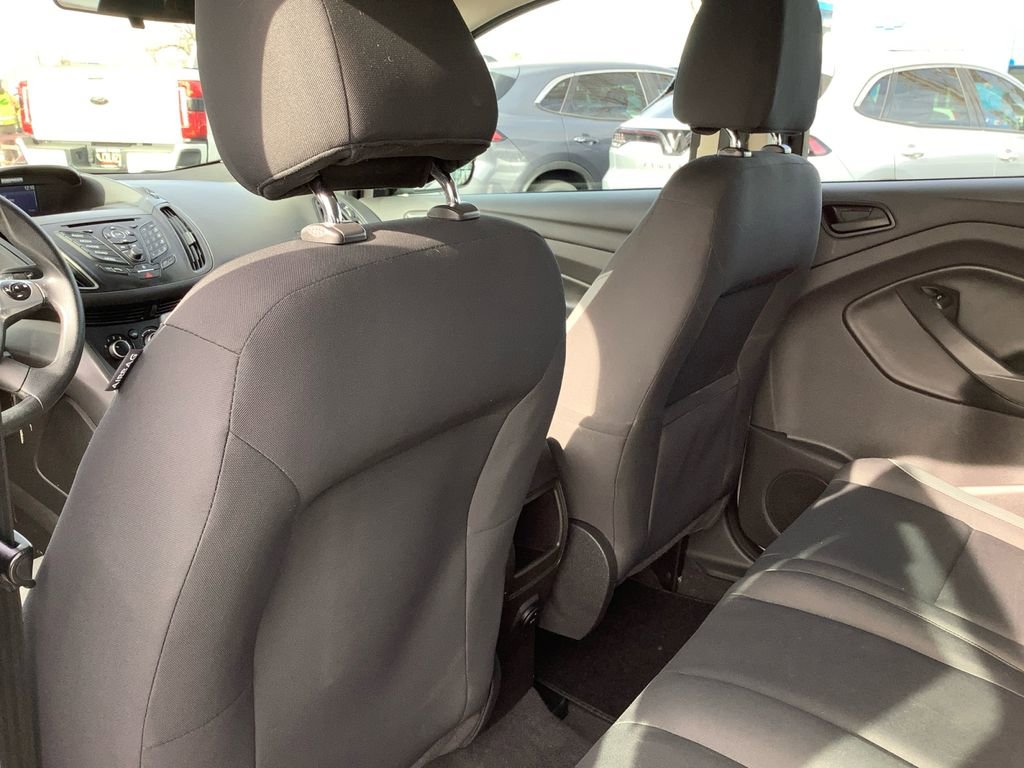 Used 2015 Ford Escape S image 19