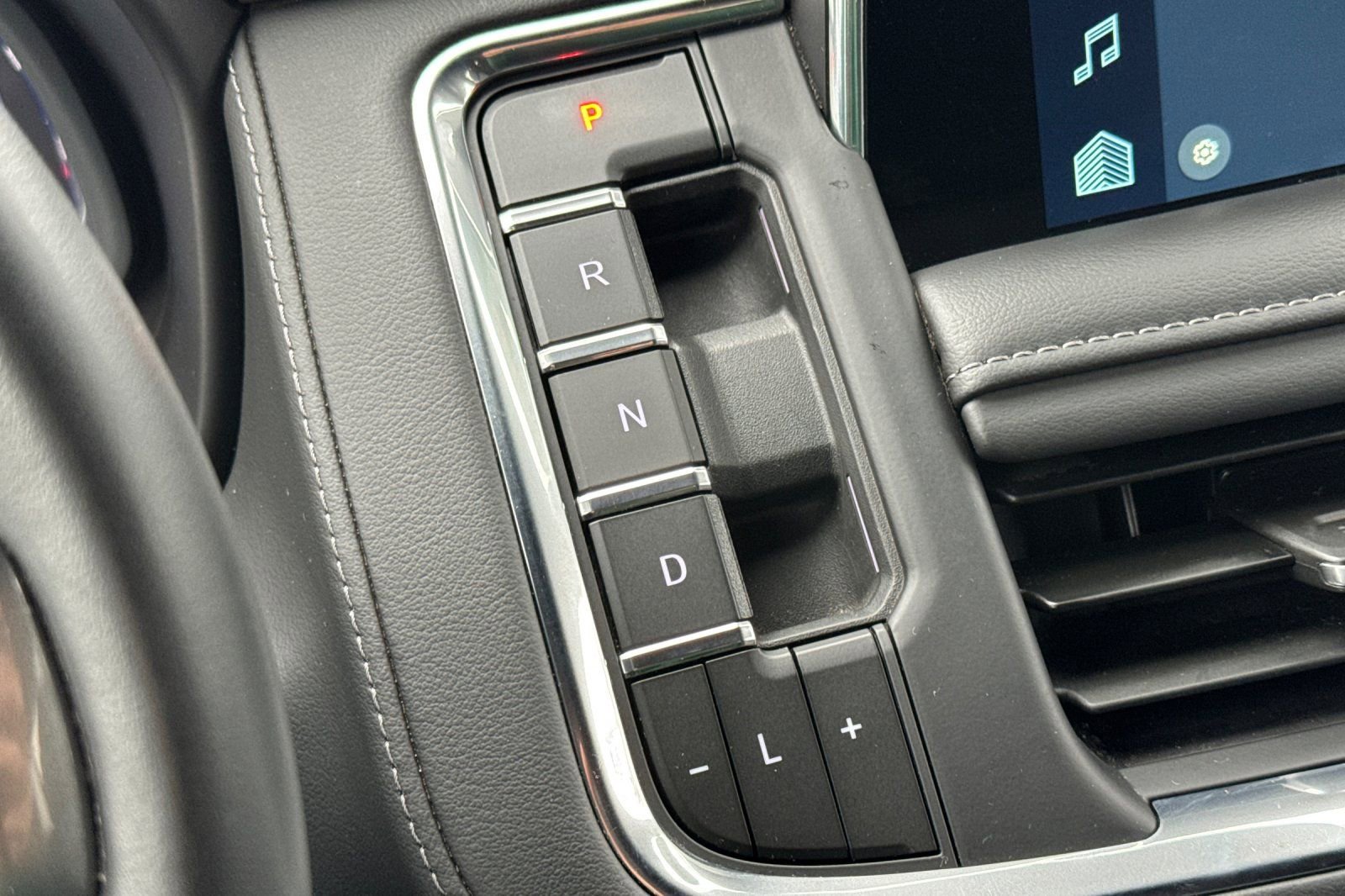 Certified 2024 Chevrolet Tahoe LT image 25