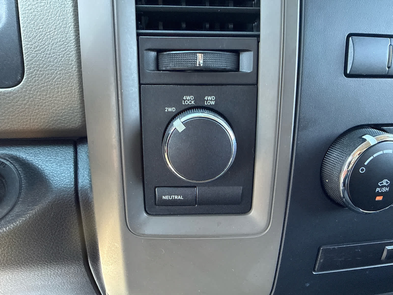 Used 2012 RAM 1500 Express w/ ST Popular Equipment Group AWD/4WD image 22
