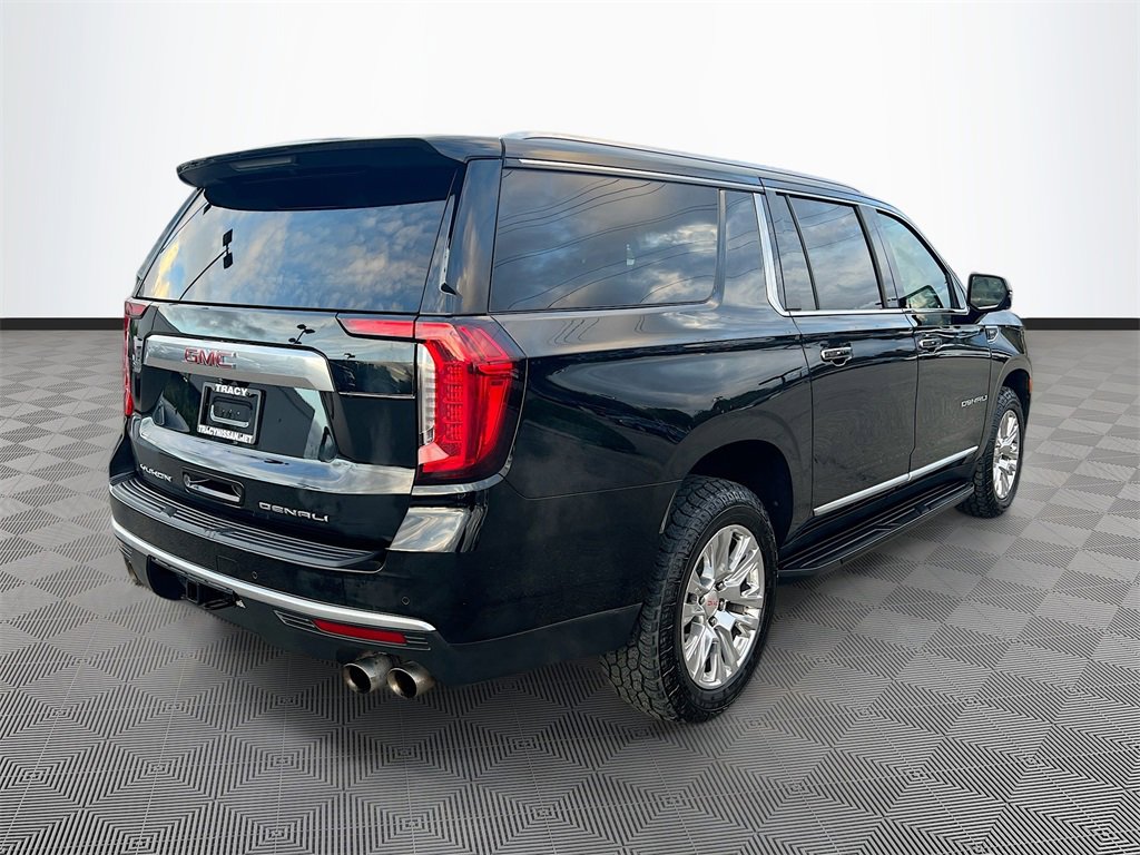 Used 2024 GMC Yukon XL Denali image 7