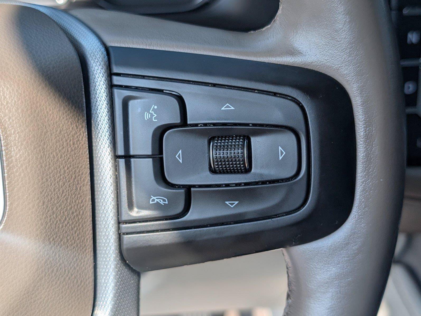 Used 2021 GMC Yukon Denali w/ Denali Ultimate Package RWD image 30