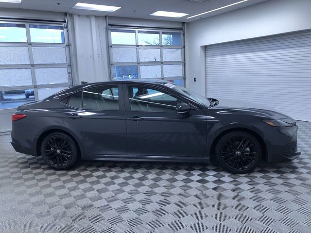 Certified 2025 Toyota Camry SE image 33