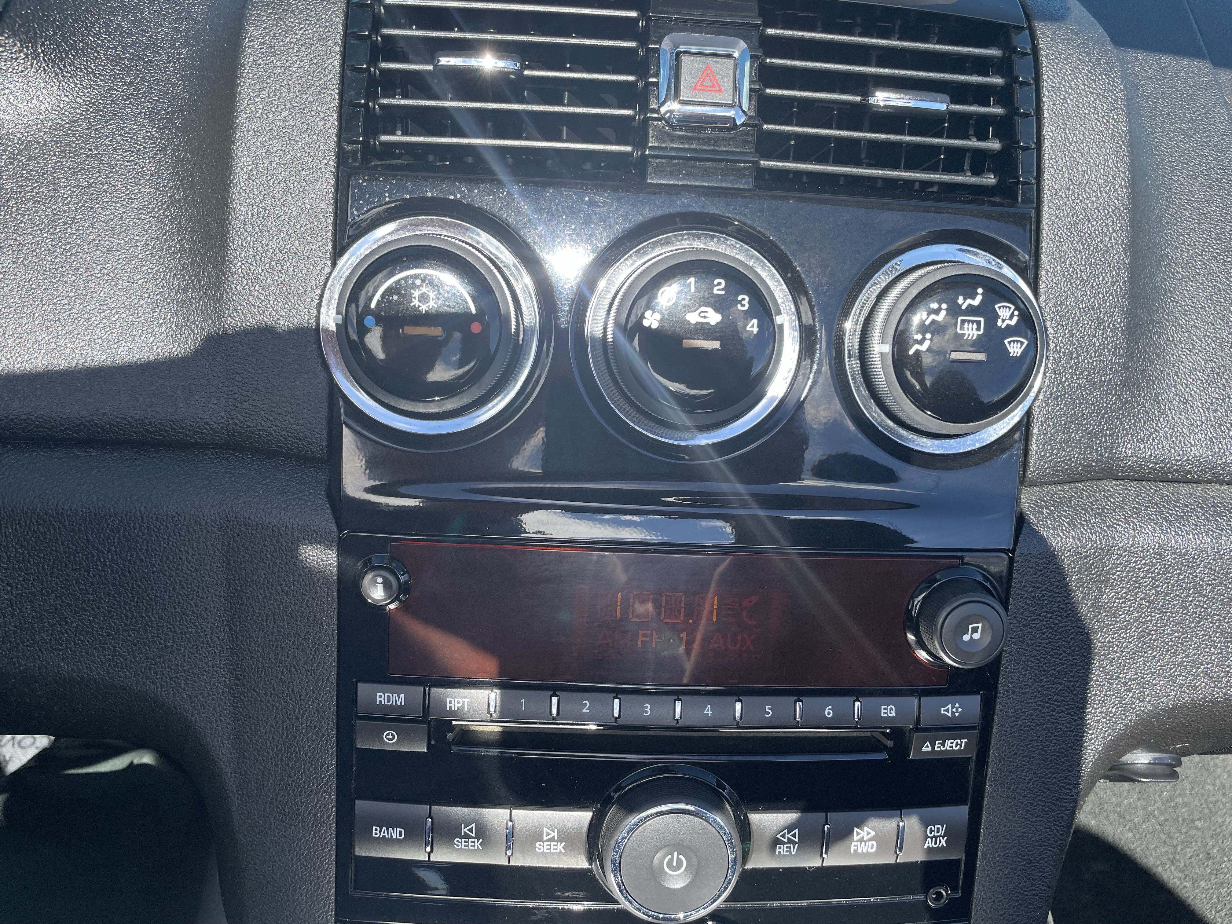 Used 2007 Saturn Sky RWD image 17