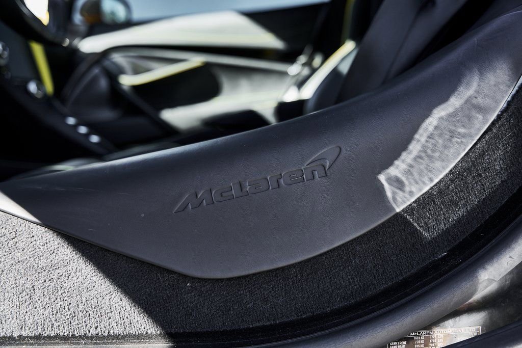 Used 2019 McLaren 720S RWD image 36