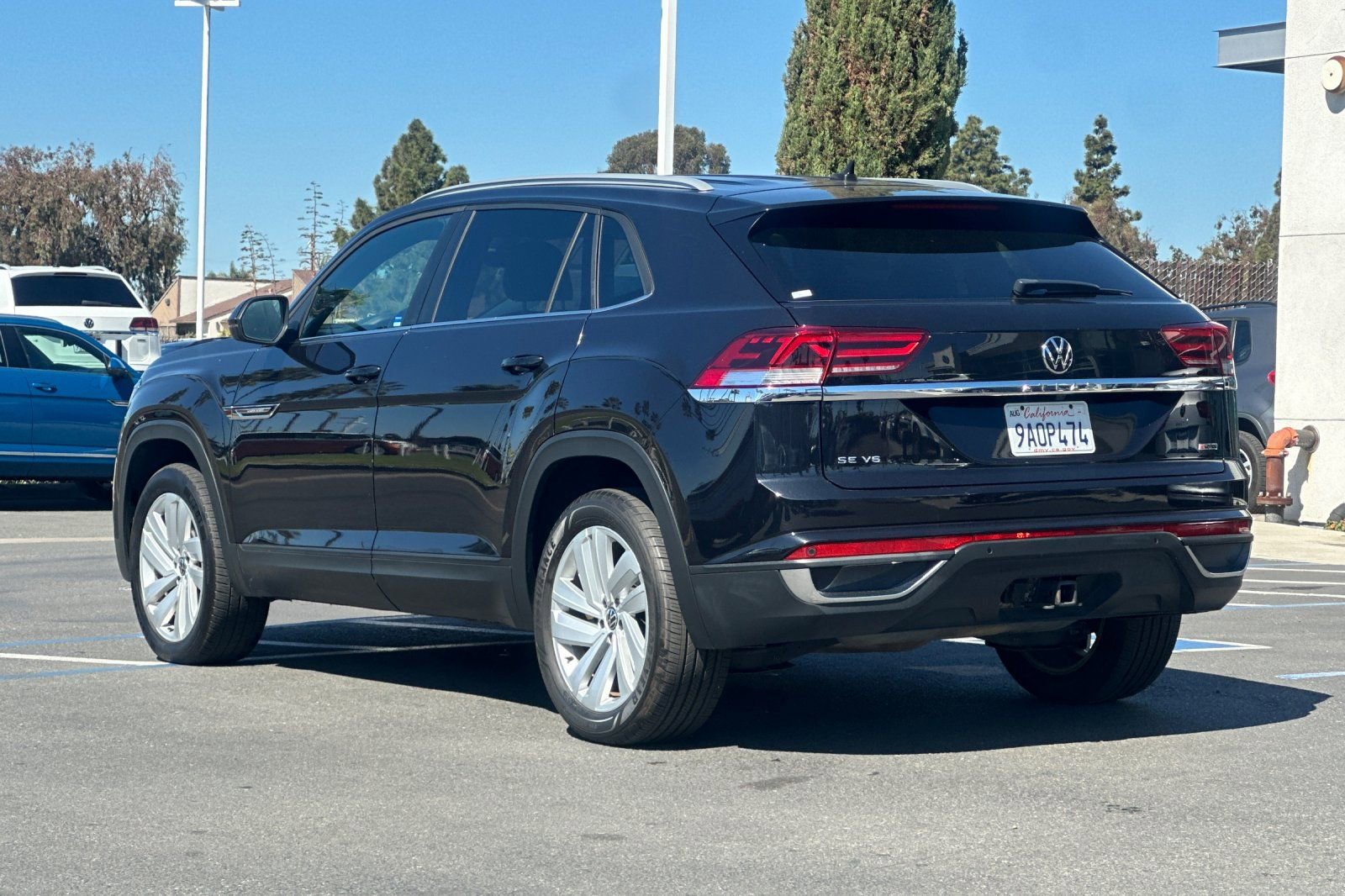 Used 2022 Volkswagen Atlas Cross Sport SE AWD/4WD image 6