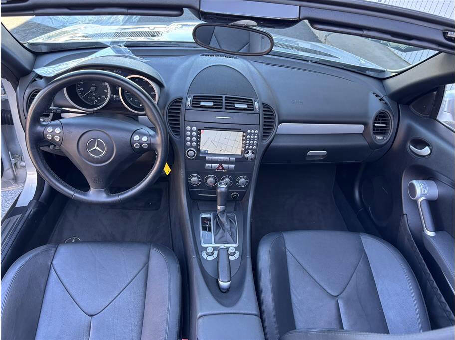 Used 2007 Mercedes-Benz SLK 350 image 10