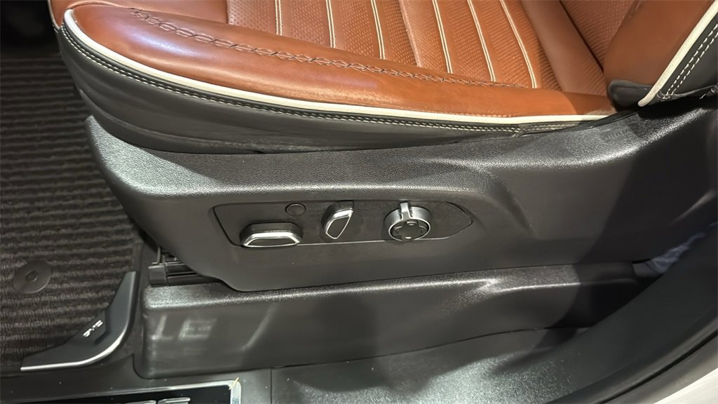 Used 2025 GMC Sierra 1500 Denali Ultimate image 25