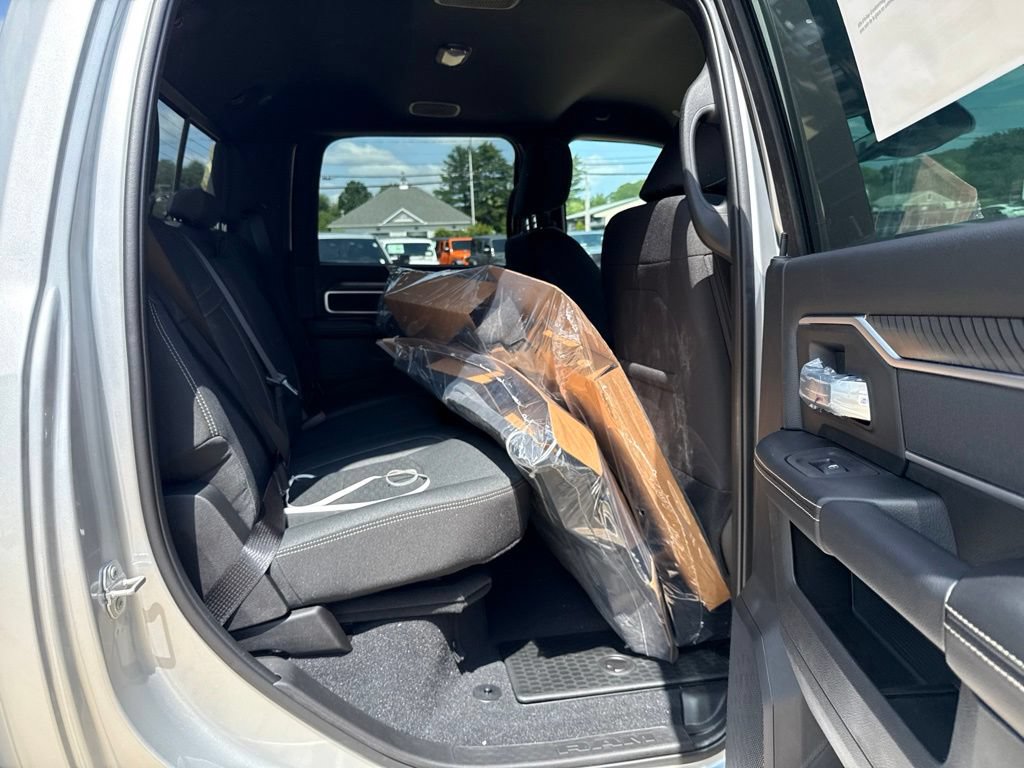New 2026 RAM 2500 Big Horn AWD/4WD image 23