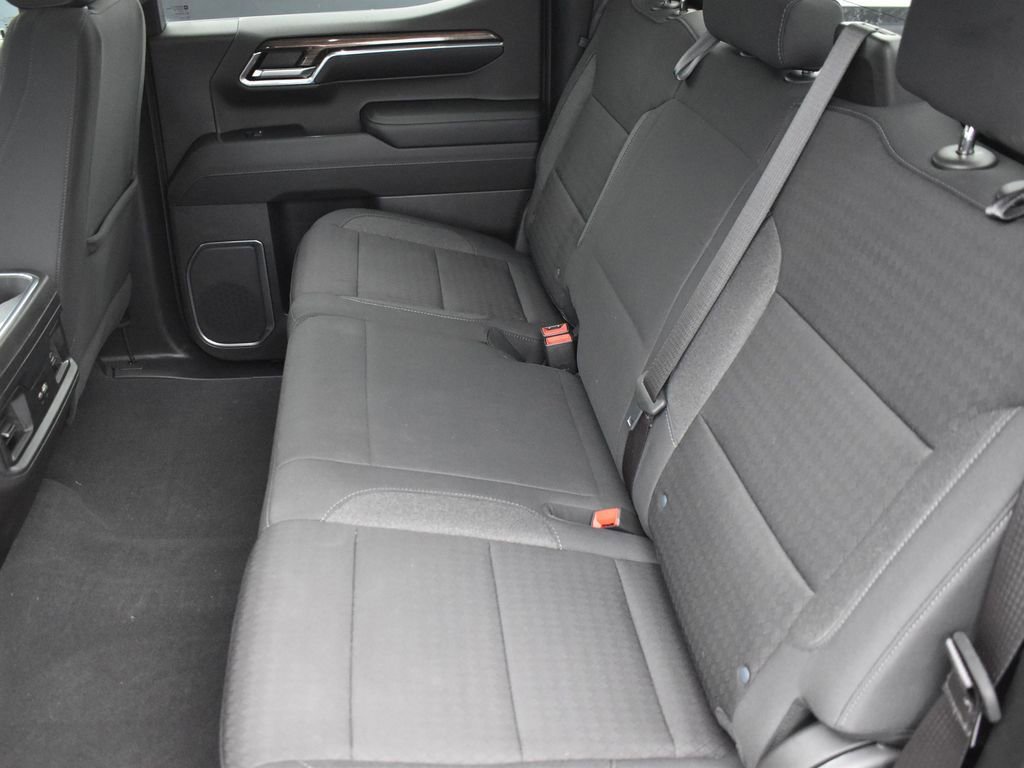 Used 2024 Chevrolet Silverado 1500 LT Trail Boss w/ Convenience Package II AWD/4WD image 26
