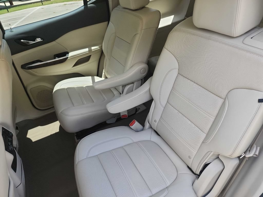 Used 2021 GMC Acadia Denali AWD/4WD image 35
