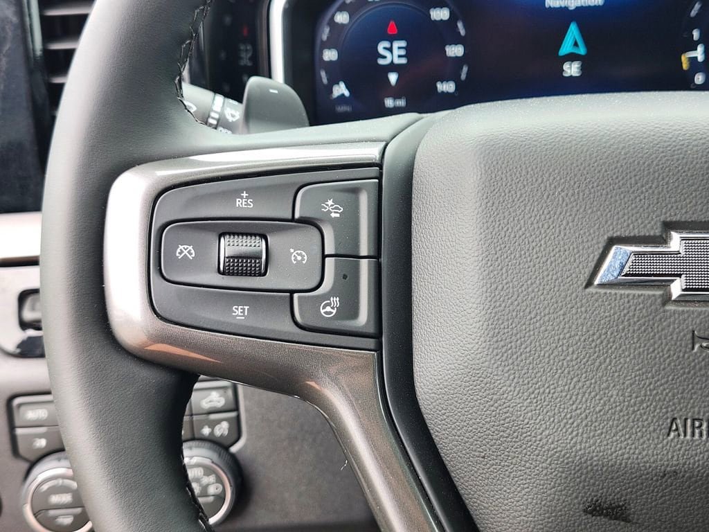 New 2026 Chevrolet Silverado 1500 ZR2 w/ Dark Appearance Package AWD/4WD image 37