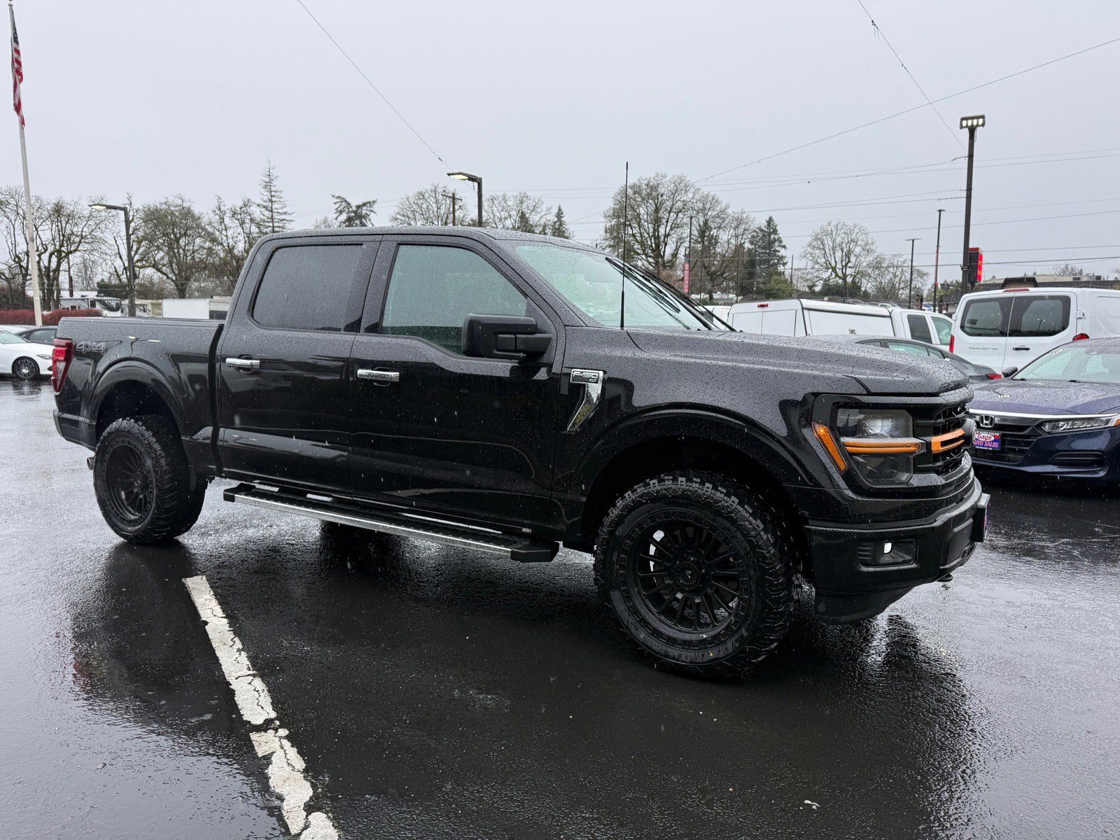 Used 2025 Ford F150 XLT w/ Equipment Group 301A Standard image 9