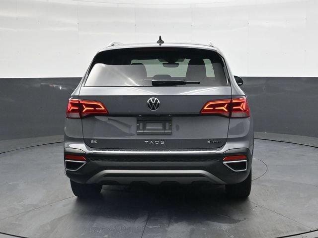 Used 2023 Volkswagen Taos SE w/ Panoramic Sunroof Package AWD/4WD image 5