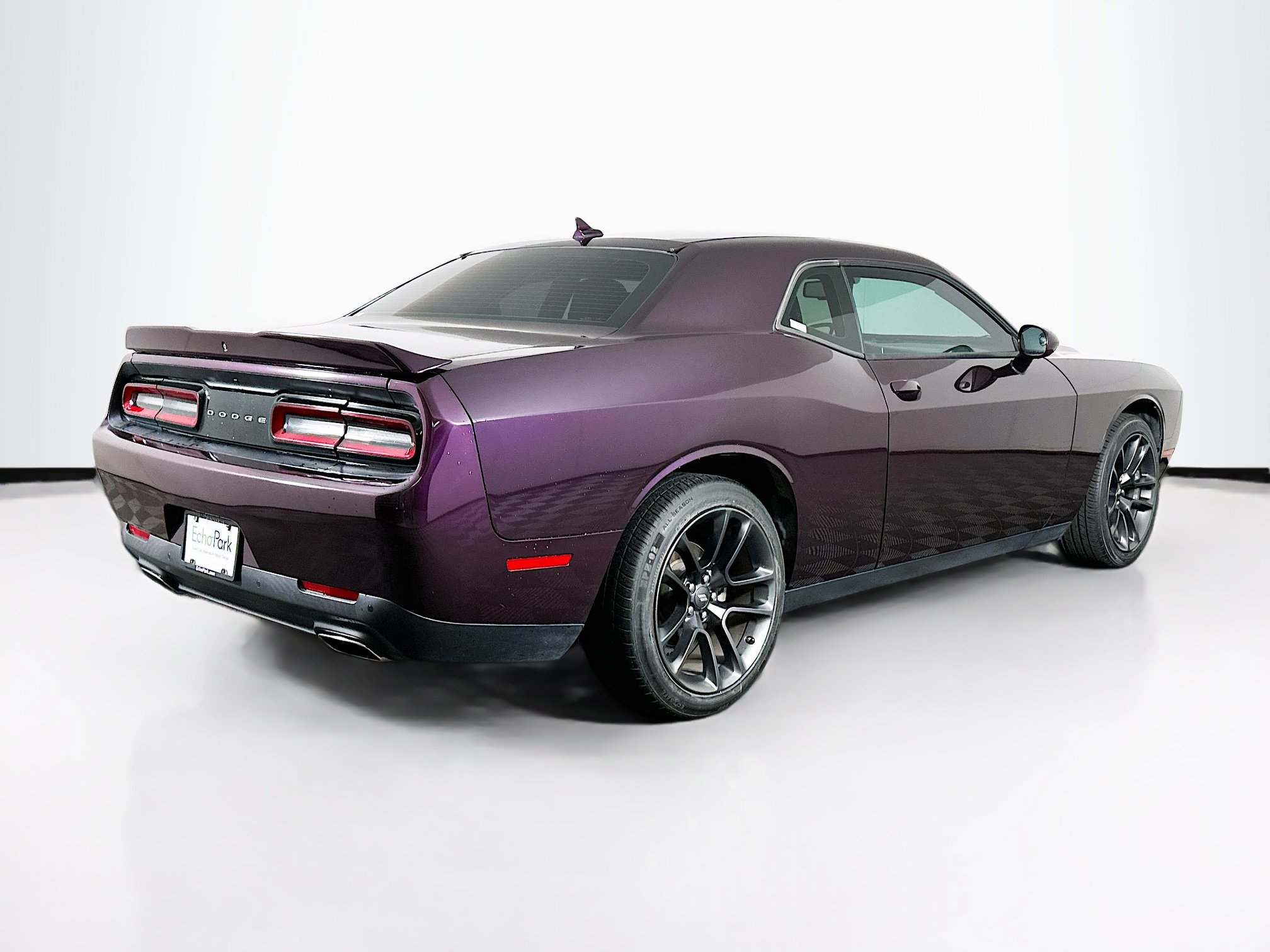 Used 2021 Dodge Challenger SXT w/ Plus Package RWD image 9