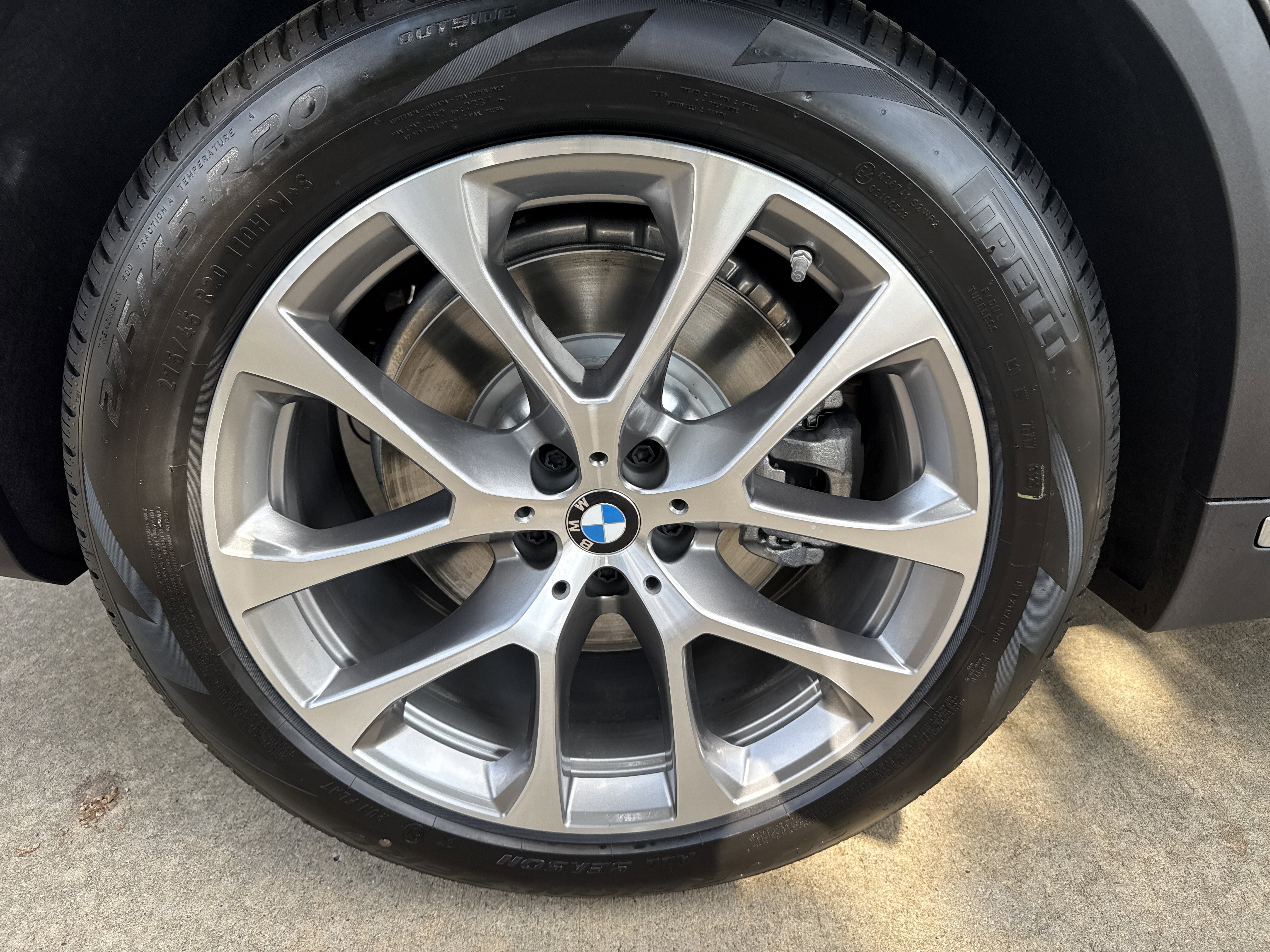 New 2026 BMW X5 xDrive50e w/ Climate Comfort Package image 27