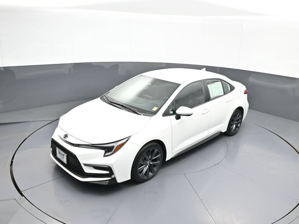 Certified 2023 Toyota Corolla SE w/ Carpet Mat Package (TMS) FWD image 32