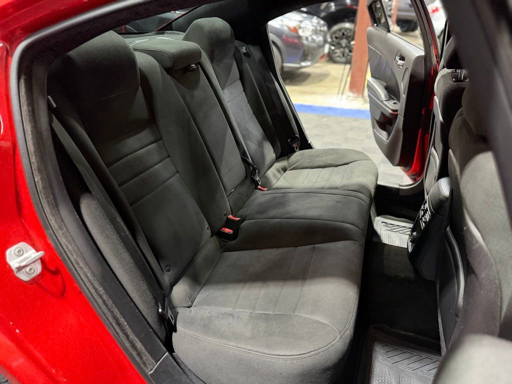 Used 2014 Dodge Charger R/T w/ Wheels & Tunes Group image 23