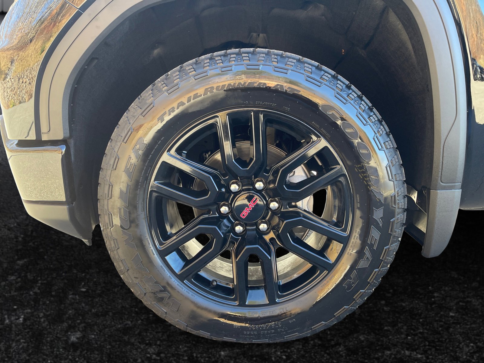 New 2026 GMC Sierra 1500 Elevation image 10