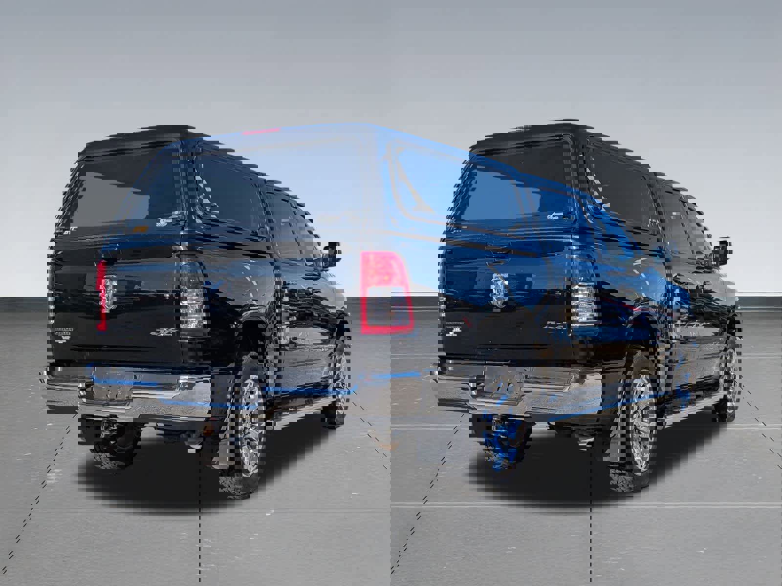 Used 2022 RAM 1500 Big Horn image 6