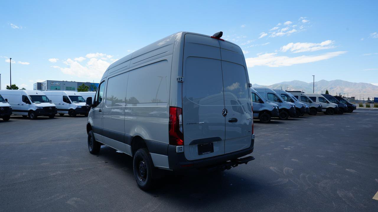 New 2026 Mercedes-Benz Sprinter 2500 image 8