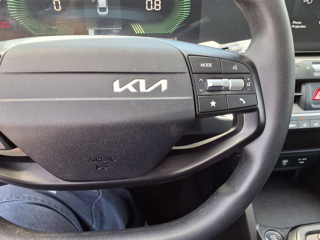 Used 2025 Kia K4 FWD image 26