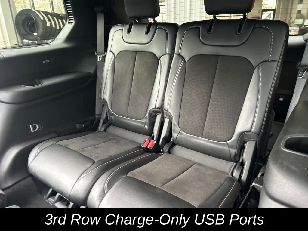 Used 2024 Jeep Grand Cherokee L Laredo image 29