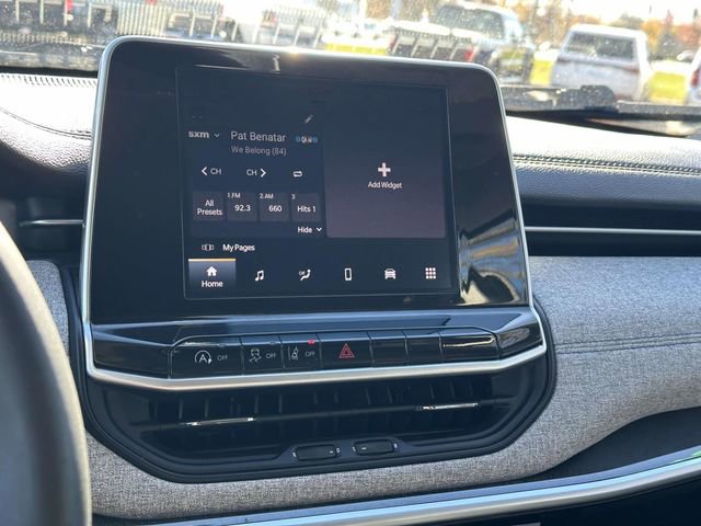 Used 2022 Jeep Compass Latitude image 13