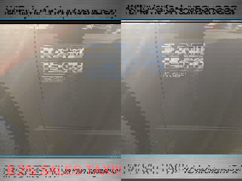 Used 2024 RAM 1500 Classic SLT image 11