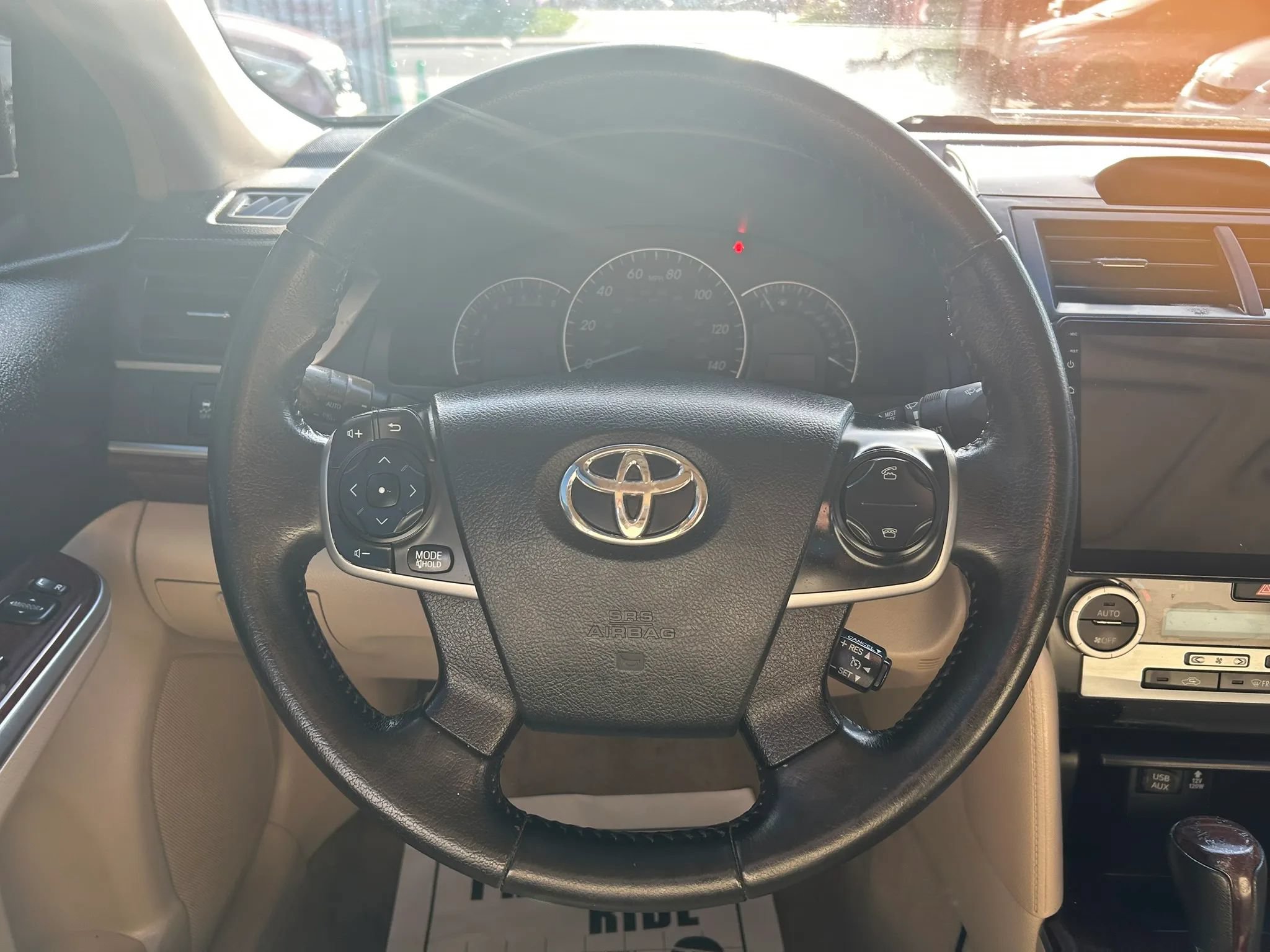 Used 2013 Toyota Camry XLE FWD image 21