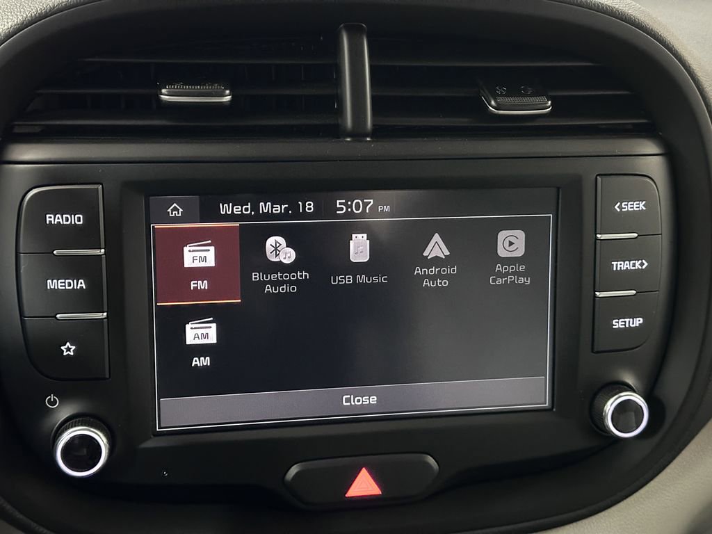 Used 2023 Kia Soul LX w/ LX Technology Package image 40